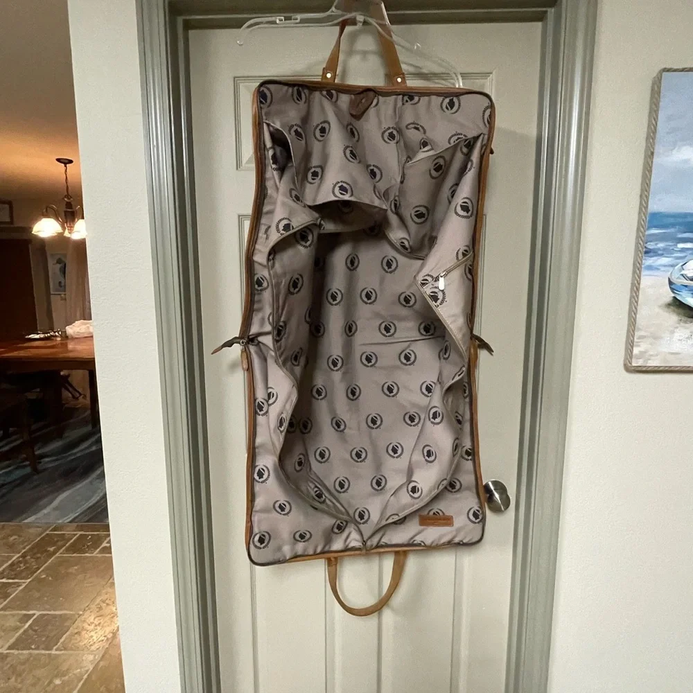 F H Wadsworth NYC Plaid Garment Bag with Leather Accents Caesers Palace Emblem